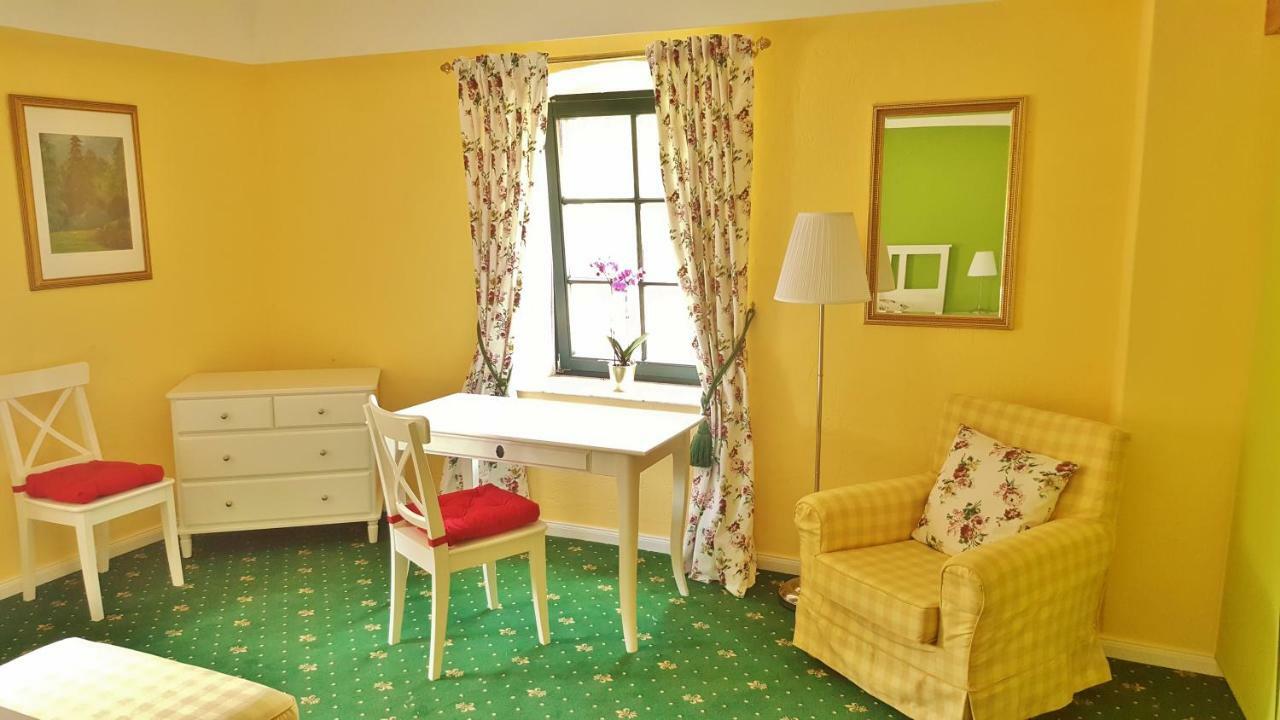 Kleeburg Hotel Euskirchen Eksteriør billede