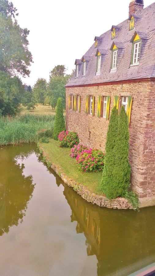 Kleeburg Hotel Euskirchen Eksteriør billede