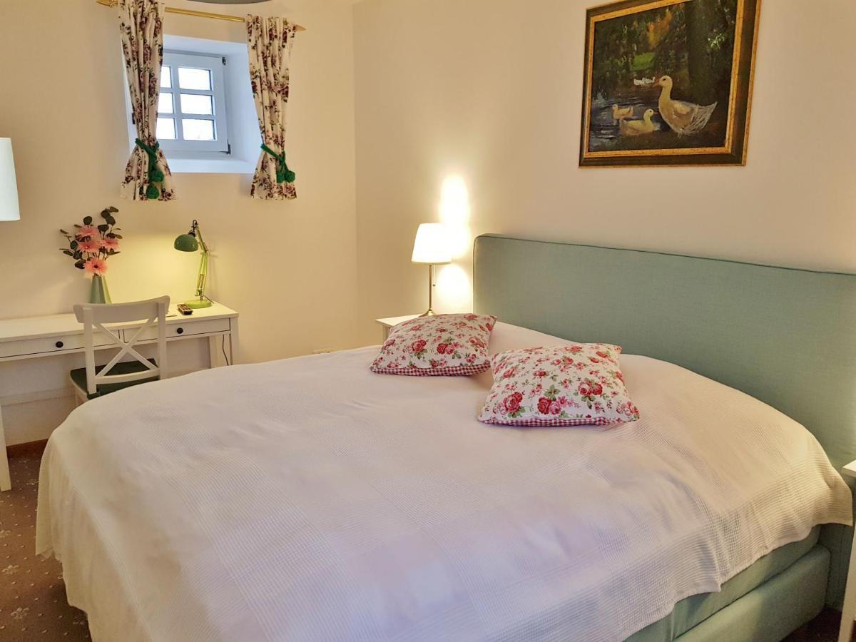 Kleeburg Hotel Euskirchen Eksteriør billede